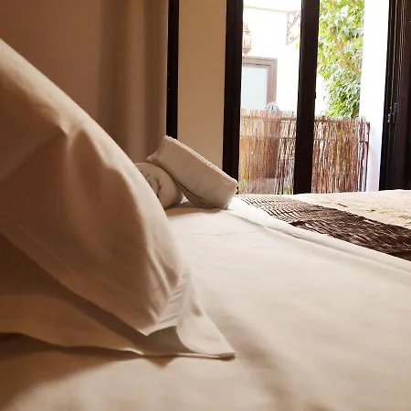 Bed & Breakfast Antica Via 2*
